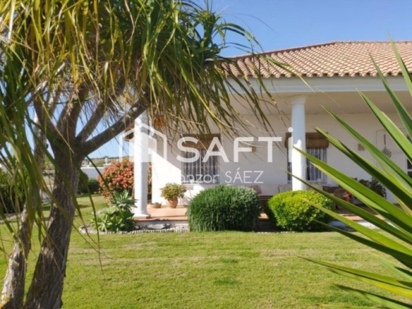 Imagen 2 de Chalet en finca con rentable Negocio Turístico