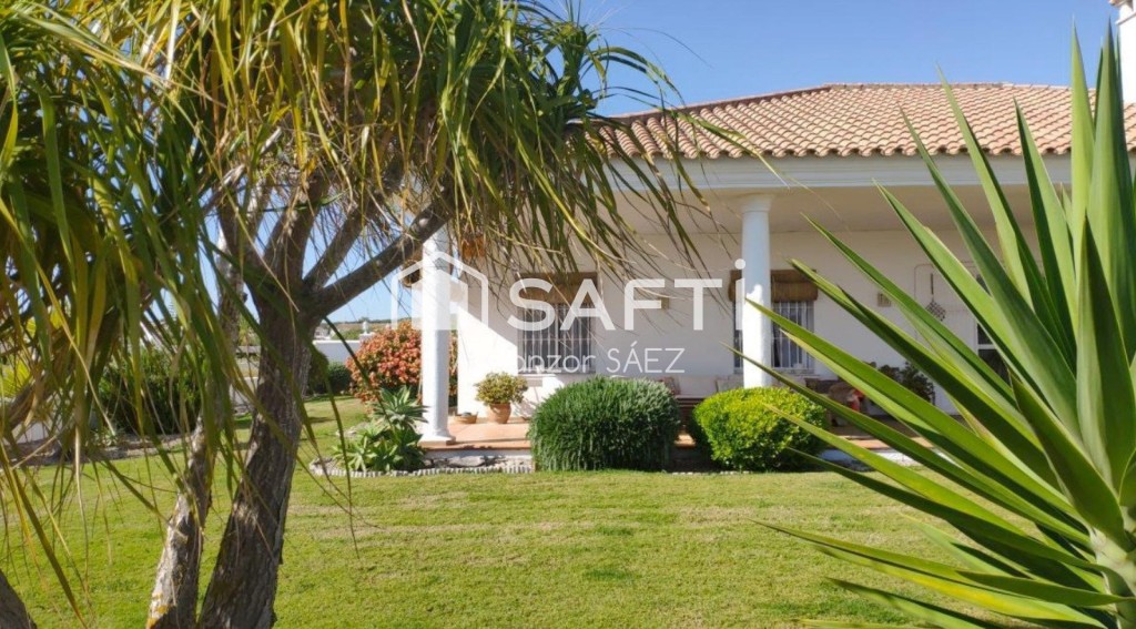 Imagen 2 de Chalet en finca con rentable Negocio Turístico
