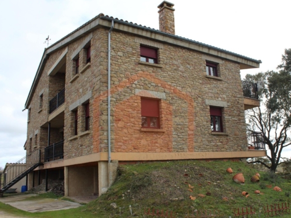 Imagen 3 de Exclusiva propiedad en plena naturaleza