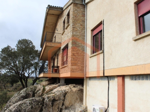 Imagen 4 de Exclusiva propiedad en plena naturaleza