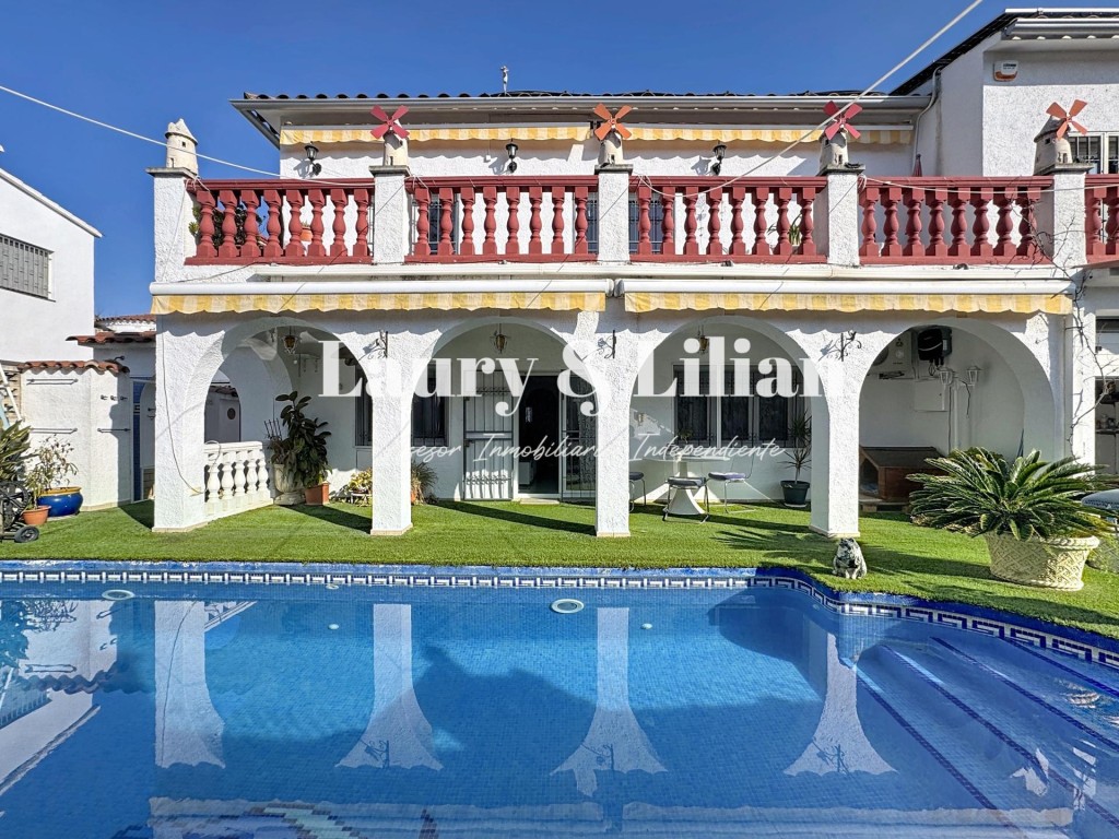 Imagen 3 de Oportunidad. Casa de dos pisos en el Montgrí.