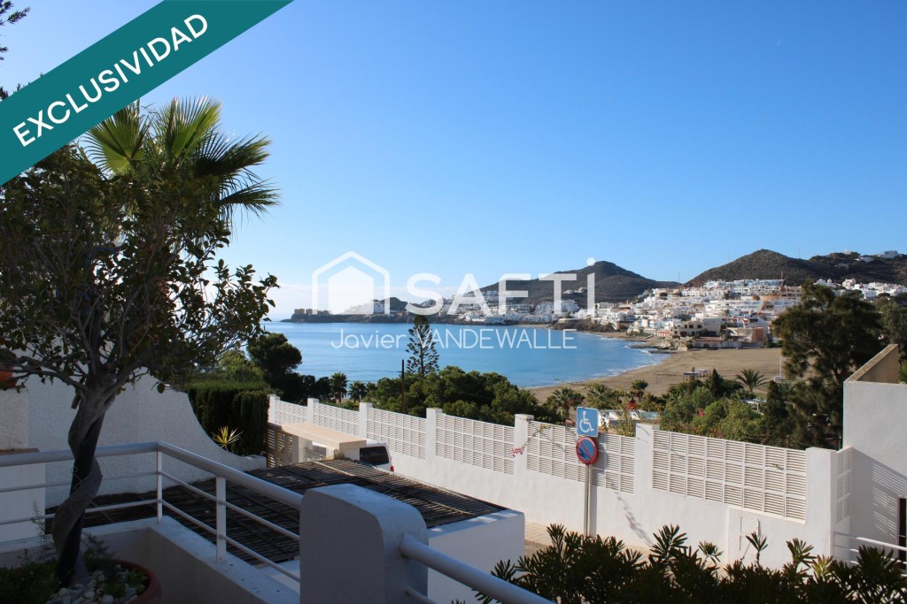 Imagen 1 de Piscina y vistas en San José