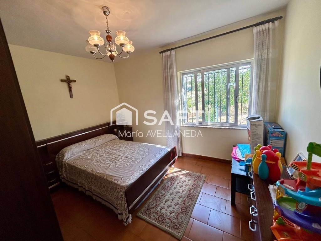 Imagen 3 de CHALET CON FINCA Y PISCINA