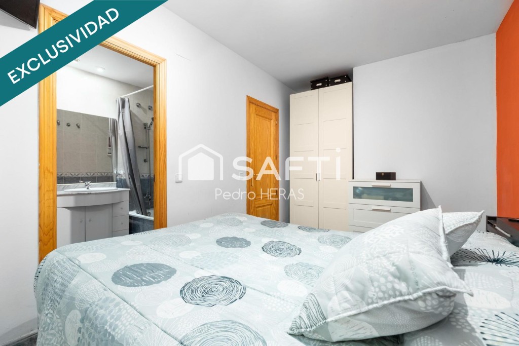 2 baños con parking y 2 trasteros.