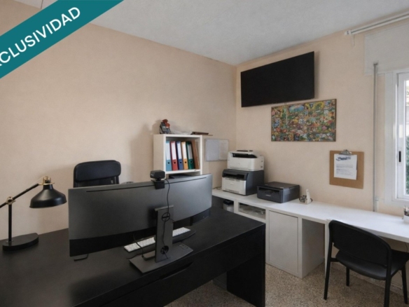 Imagen 4 de Piso con terraza y parking a un paso de la playa