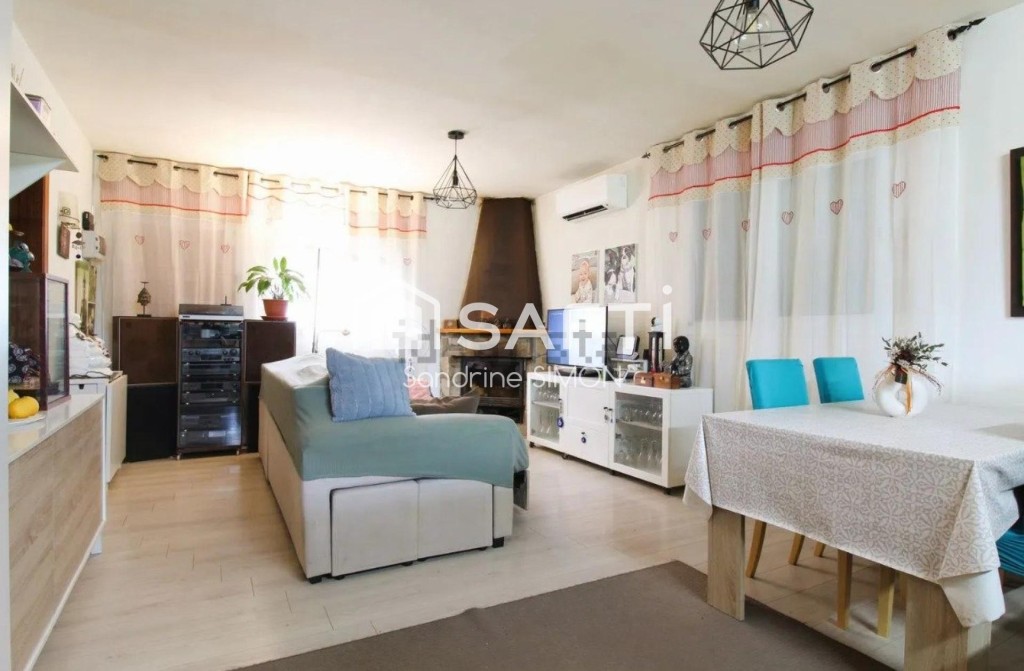 parking cerca de Vidreres en zona residencial.