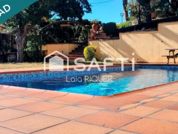 Imagen 1 de Espectacular casa con piscina en entorno natural