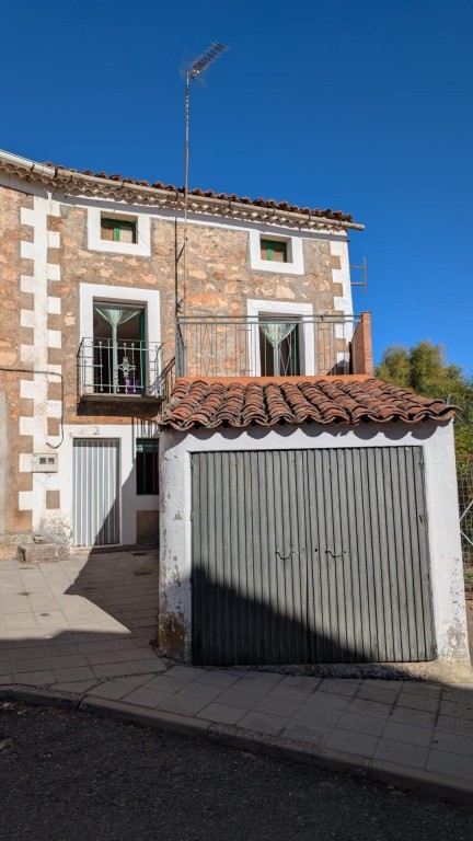 Imagen 3 de CASA DE PUEBLO