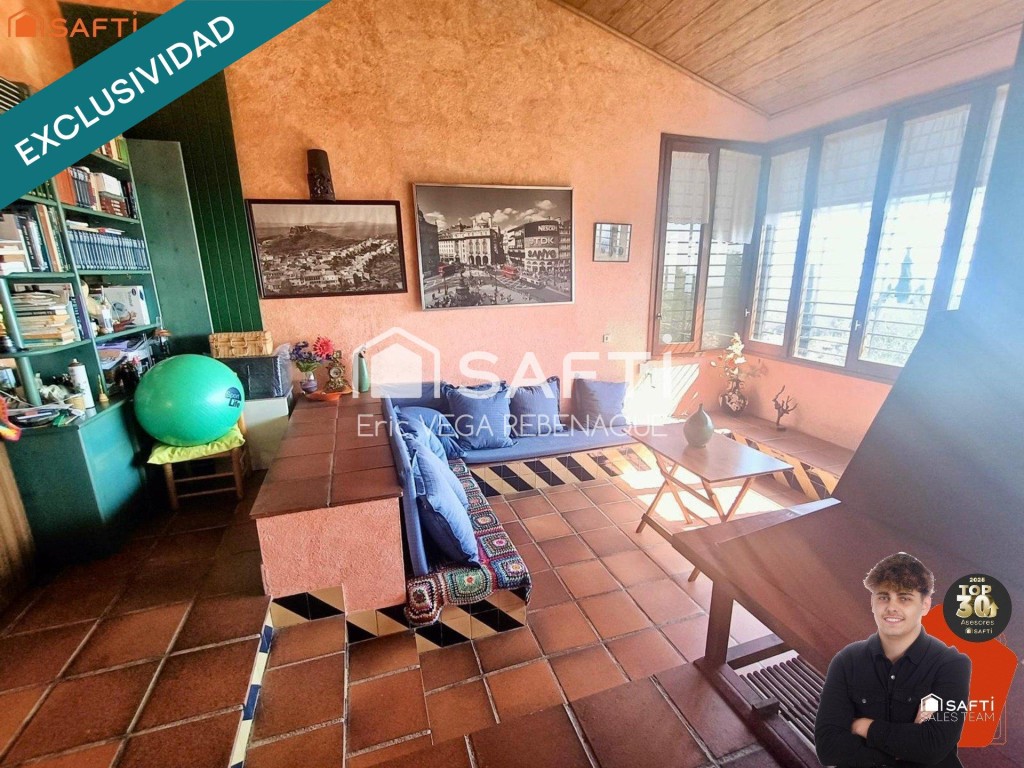 Imagen 3 de Casa de montaña con vistas panorámicas al mar.