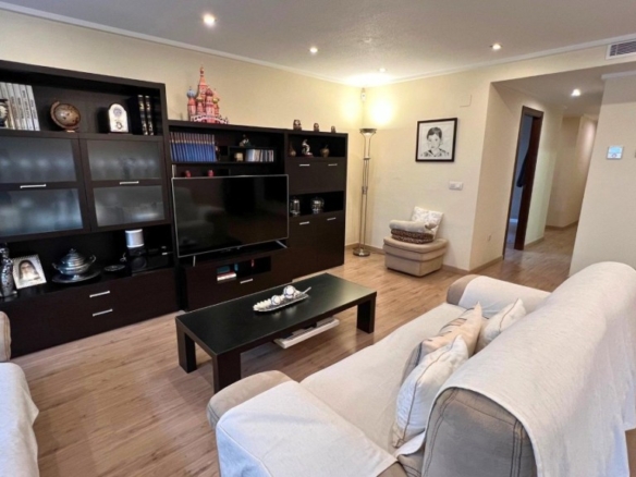 Imagen 2 de Luminoso