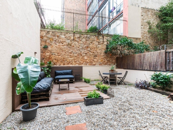 Imagen 3 de Espectacular duplex con patio en el eixample drecha