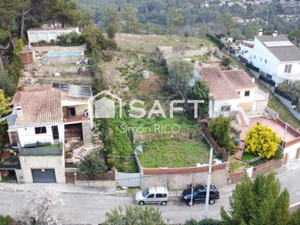 Imagen 3 de TERRENO RESIDENCIAL SOLEADO EN VALLIRANA