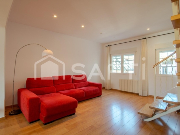 Imagen 2 de Amplio Dúplex en pleno centro de Alcalá de Xivert.