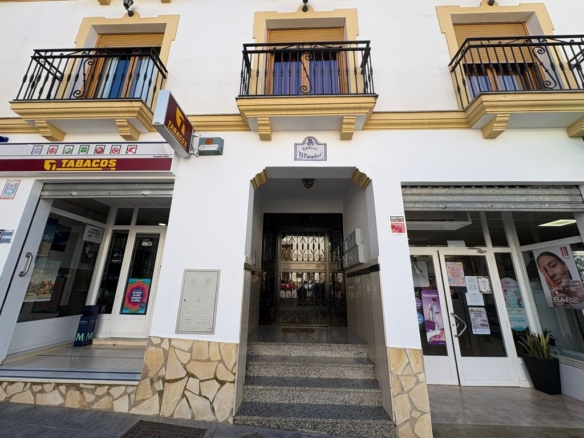 Imagen 2 de Piso en Venta en Ugijar Granada