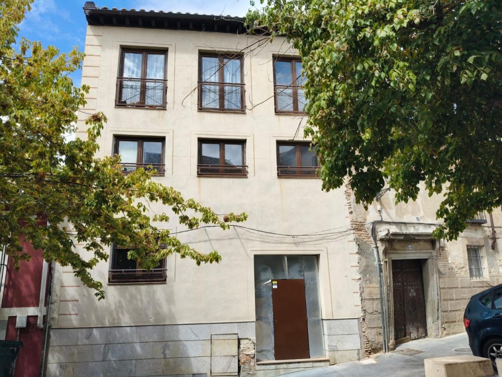 Imagen 3 de EDIFICIO DE 4 PISOS EN TOLEDO