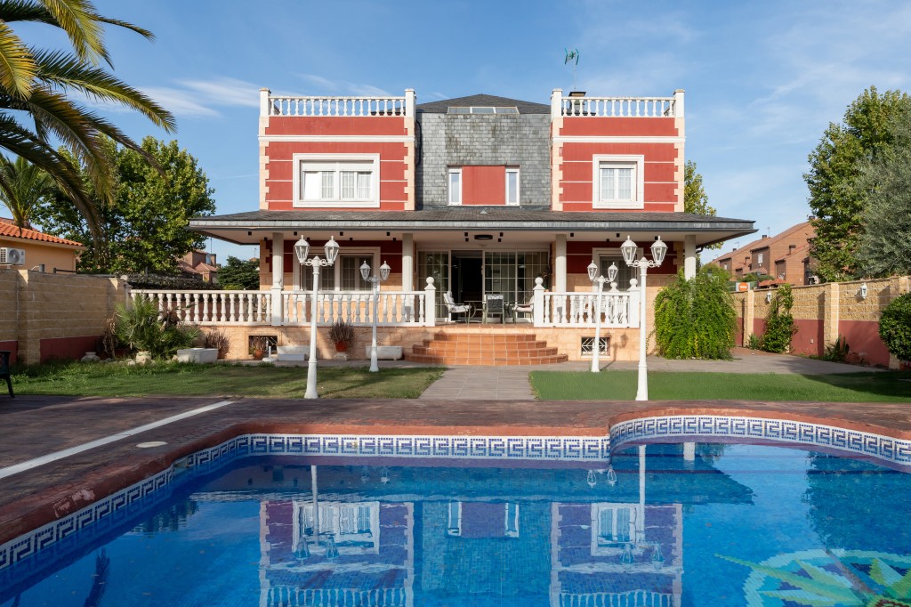 Imagen 1 de Casa-Chalet en Venta en Arroyomolinos Madrid