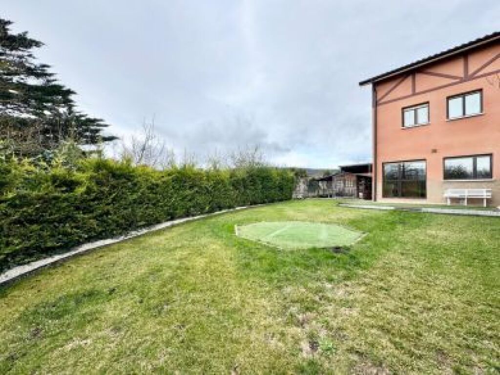 Imagen 3 de Casa-Chalet en Venta en Trespuentes Álava