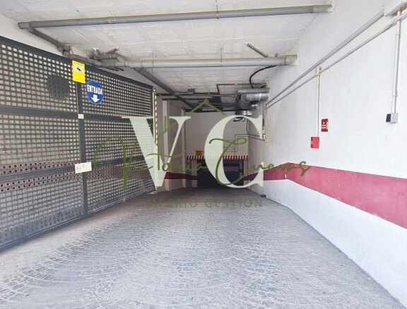 Imagen 2 de Parking coche en Alquiler en Torre Del Mar Málaga