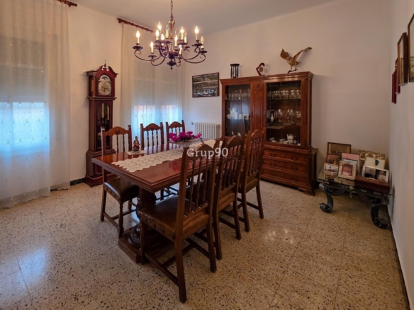 Imagen 4 de ? Espectacular Casa Esquinera en el Corazón de Alpicat