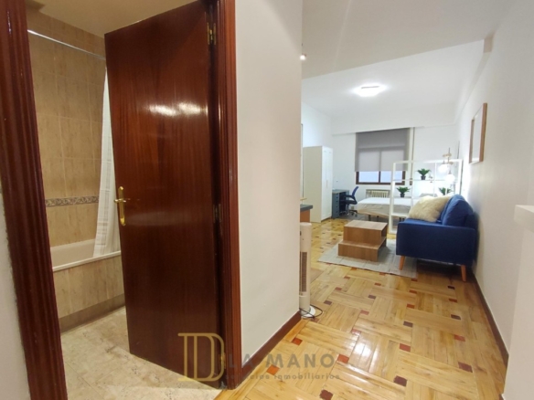 Imagen 2 de ¡¡IDEAL ESTUDIANTES INTERNACIONALES!! TRANQUILO Y COQUETO ESTUDIO AMUEBLADO CON CALEFACCIÓN CENTRAL INCLUIDA