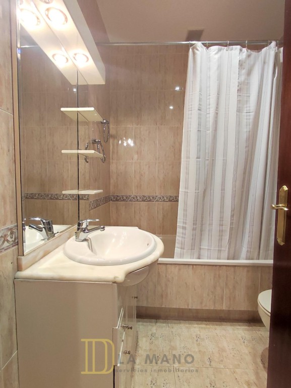 Imagen 3 de ¡¡IDEAL ESTUDIANTES INTERNACIONALES!! TRANQUILO Y COQUETO ESTUDIO AMUEBLADO CON CALEFACCIÓN CENTRAL INCLUIDA