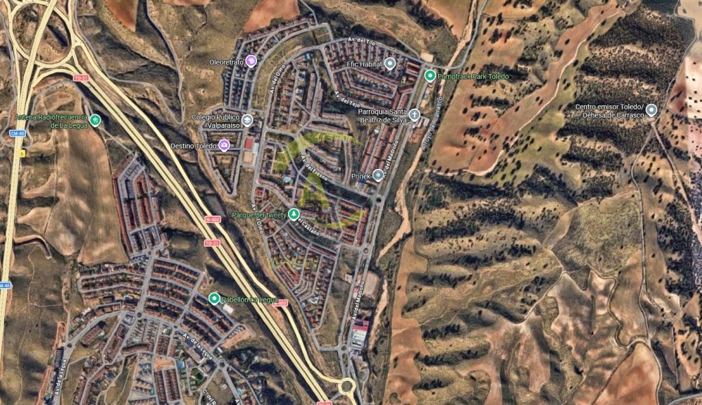 Imagen 1 de CHALET PAREADO EN VALPARAÍSO – AMPLITUD