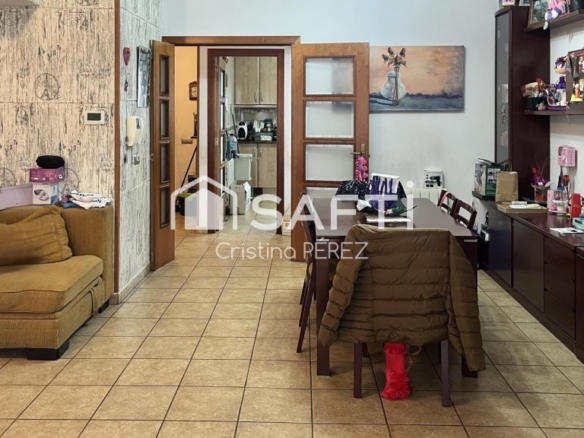 Imagen 2 de Amplia casa adosada en Hostalric