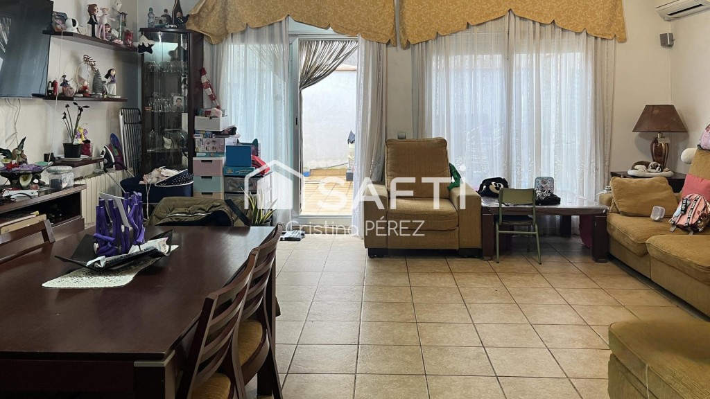 Imagen 1 de Amplia casa adosada en Hostalric