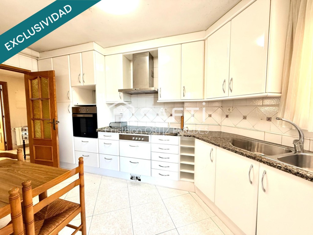 Imagen 3 de Piso de 130 m² con 2 plazas de parking incluidas en Lloret de Mar