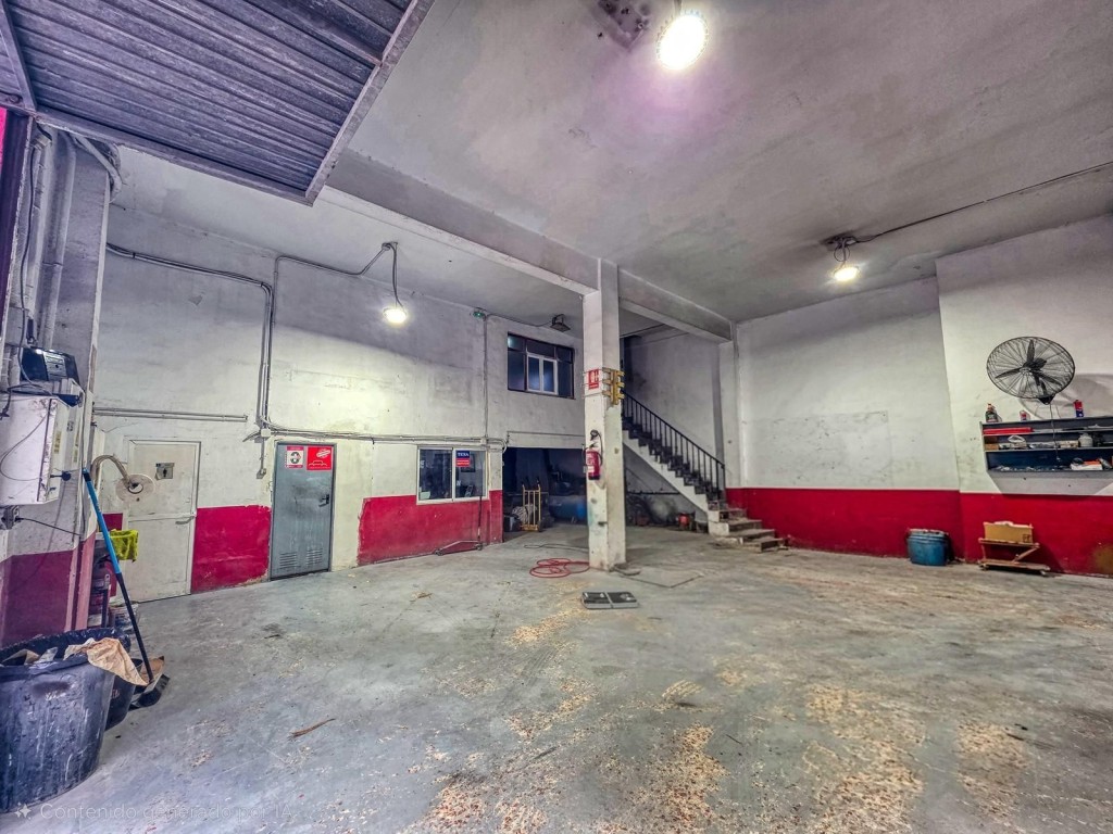 Imagen 2 de Nave industrial en Venta en Denia Alicante