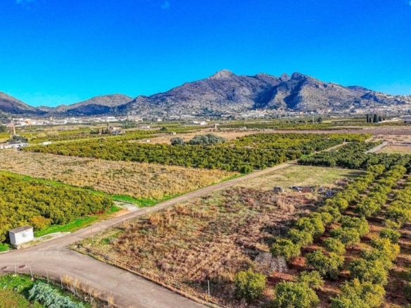 Imagen 2 de Parcela en Venta en Sagra Alicante