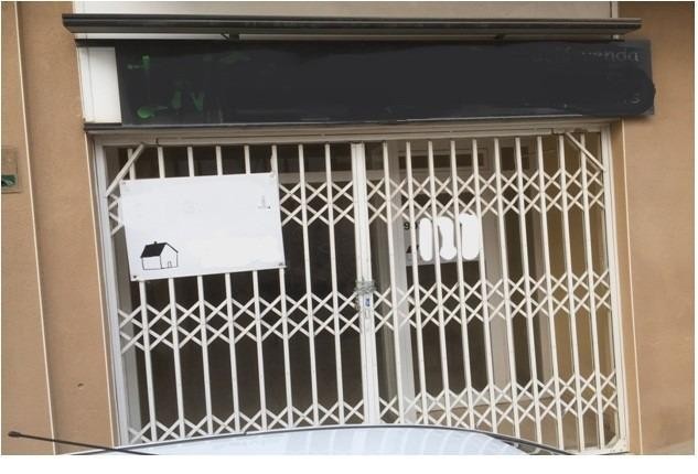 Imagen 1 de Local en planta baja con acceso directo desde la calle – ¡Ideal para tu negocio en Cubelles!