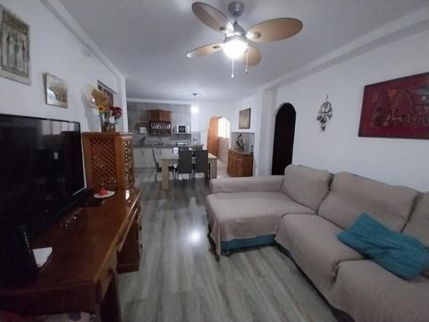 Imagen 1 de SE VENDE COQUETO PISO DE 75 M2