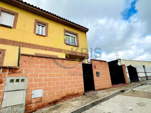 Imagen 2 de Casa / Chalet en venta en El Casar de Escalona de 151 m2