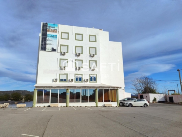 Imagen 1 de Edificio en venta en Cabanes