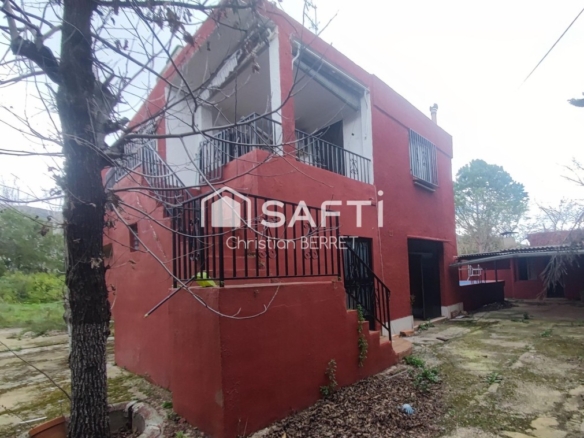 Imagen 4 de Chalet para reformar con piscina y gran parcela