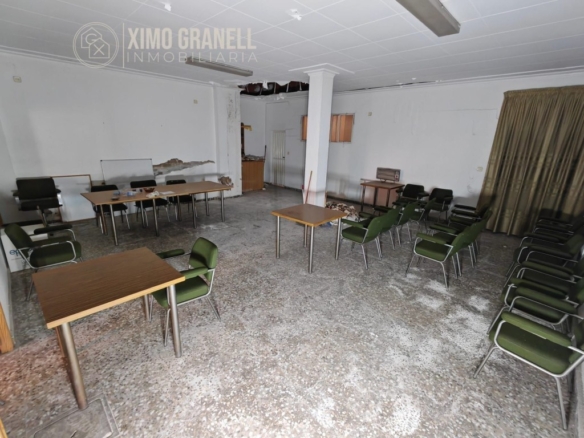 Imagen 2 de Local comercial en Venta en Vall D Uxo