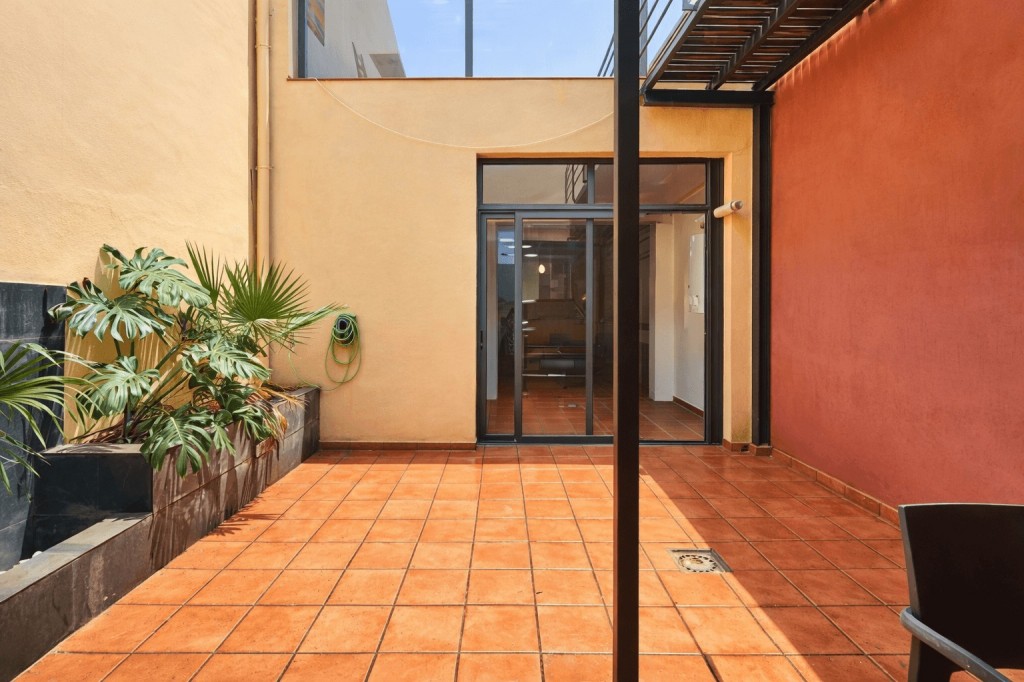 Imagen 4 de Adosada en Venta en Sant Feliu De Llobregat Barcelona CENTRE O CAN NADAL