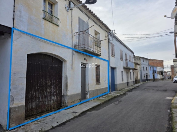 Imagen 2 de ? OPORTUNIDAD EN ALFARRÀS – PLANTA BAJA CON ALMACÉN PARA REFORMA INTEGRAL