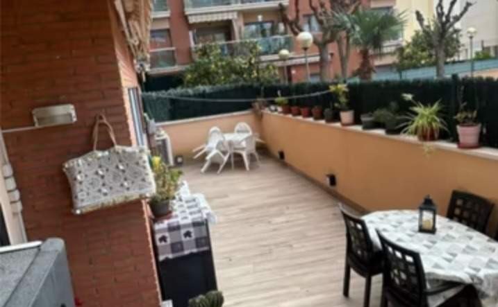 Imagen 4 de Magnífico piso con zona comunitaria .