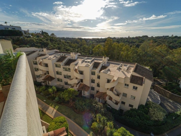 Imagen 2 de Fantástico ático en Elviria