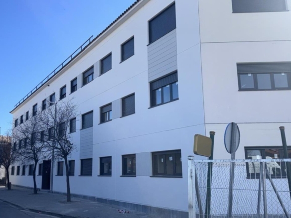 Imagen 2 de PISO BAJO EN BARGAS