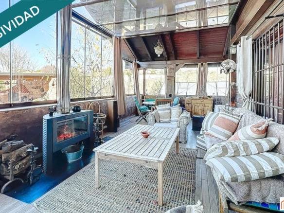 Imagen 2 de Vivienda eficiente: inspiración suiza con piscina.