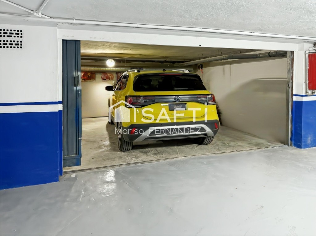 Imagen 1 de ¡¡MAGNÍFICA OPORTUNIDAD!! Garaje cabinado en el centro de Benidorm --SIN COMISIÓN DE COMPRA--