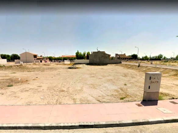 Imagen 1 de Solar residencial en Venta en Torrijos Toledo