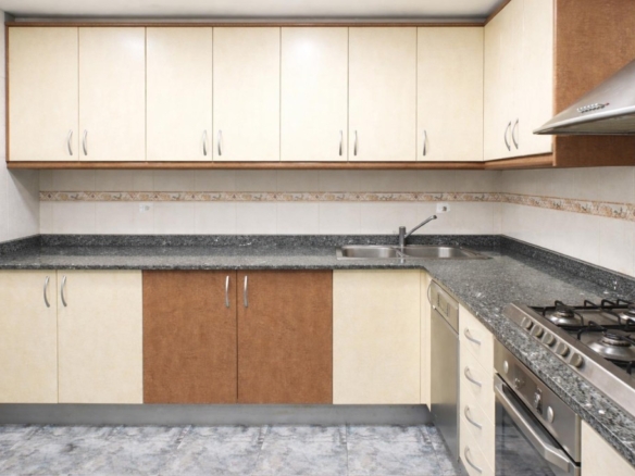 Imagen 2 de ?✨ CASA ADOSADA EN VENTA EN SANT JOAN DE VILATORRADA CON 3 HAB. ESTUDIO Y 2 TERRAZAS – ZONA EL PALILLO ✨?