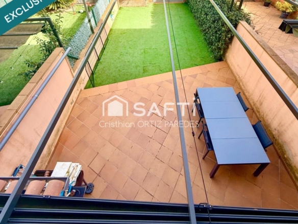 Imagen 2 de Se vende chalet en el centro de tordera