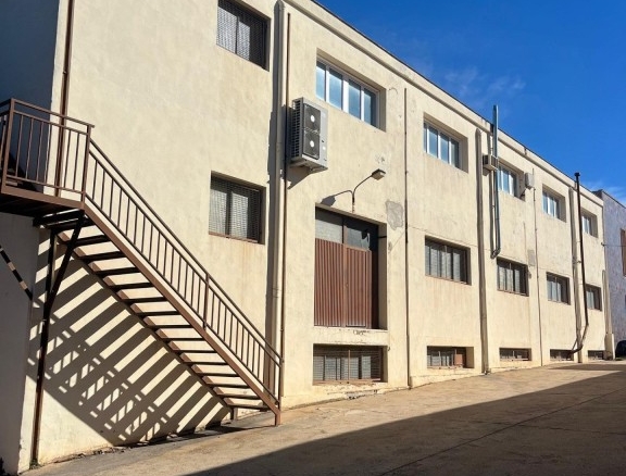 Imagen 4 de Nave Industrial Ejecutiva en Venta: Polígono El Mugrón