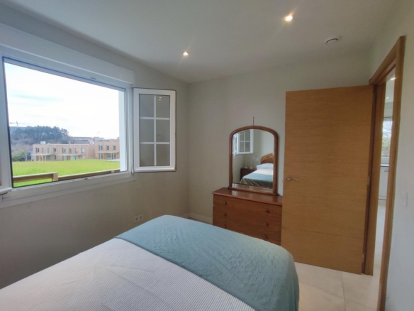 Imagen 2 de Casa en Santiago de 2 habitaciones y finca de 200 metros aprox