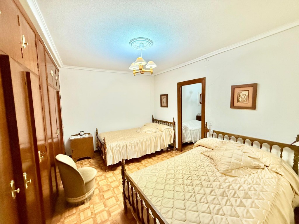 Imagen 4 de Adosada en Venta en Nava Del Rey Valladolid